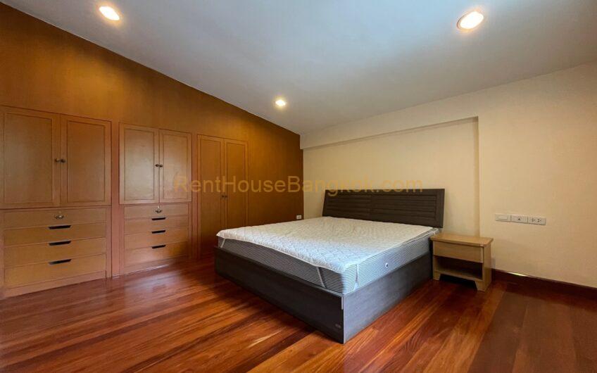 3 bedroom house for rent Ekkamai